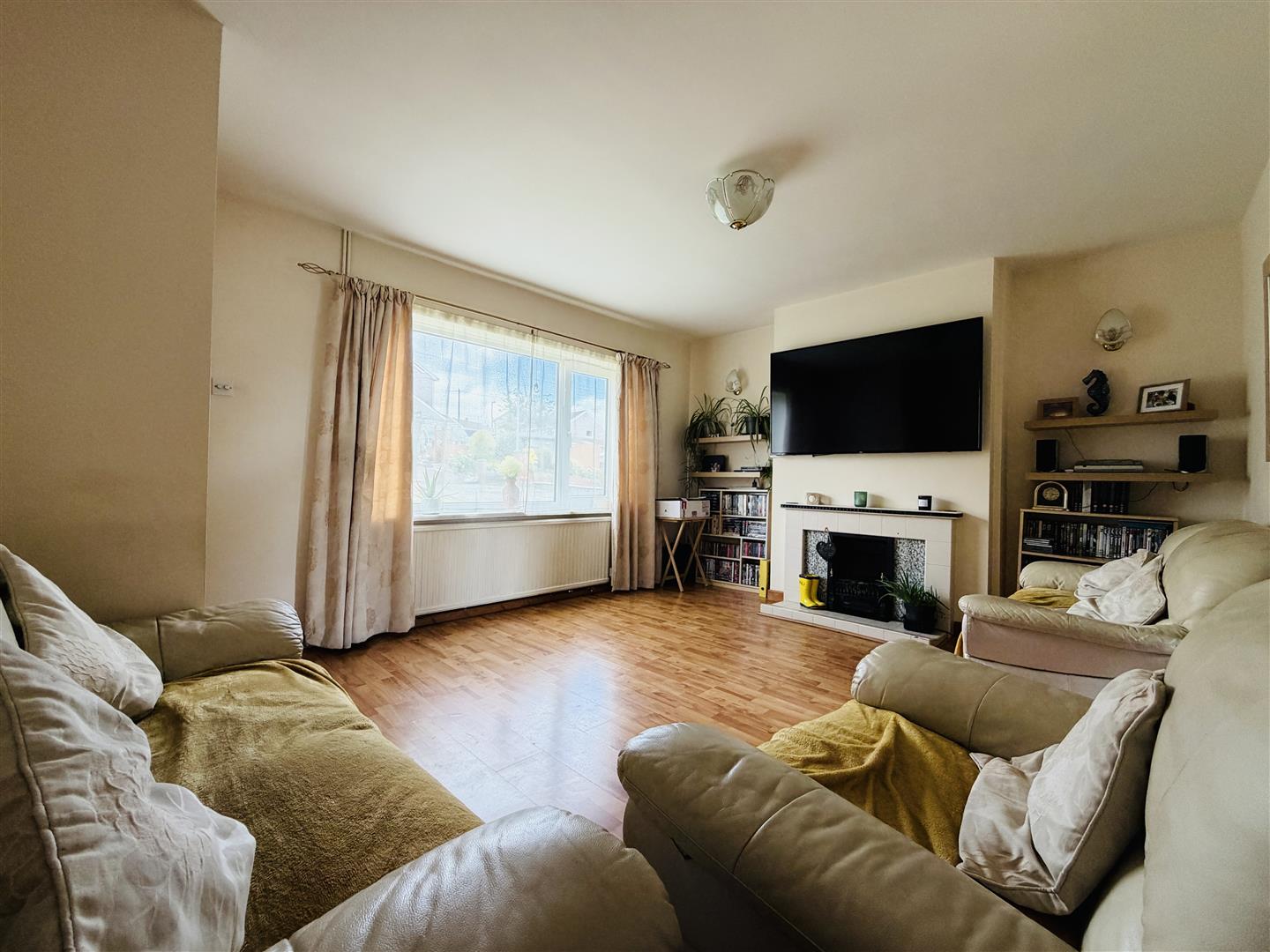 Priors Way, Dunvant, Swansea, SA2 7UH